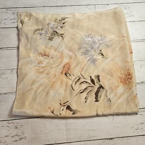Ellen‎ Tracy 100% Silk Neutral Scarf